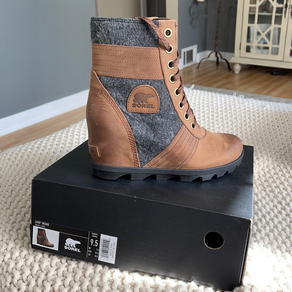 Sorel Lexie wedge boots tobacco/tabac